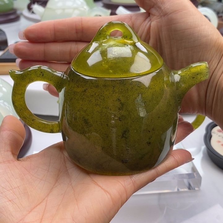 岫玉未镶嵌四大名玉茶具