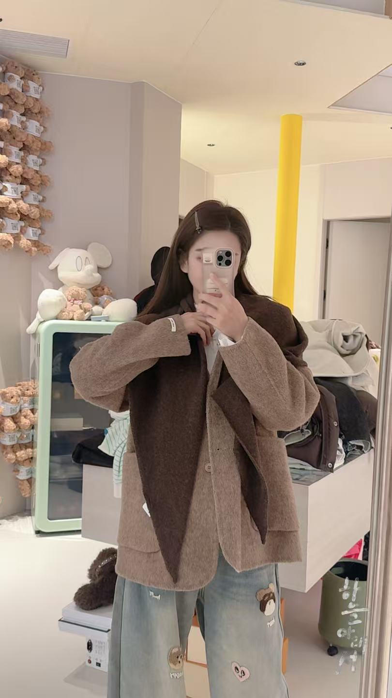 【济州岛】2025冬季：新款潮流时尚氛围感西装式大衣外套5827