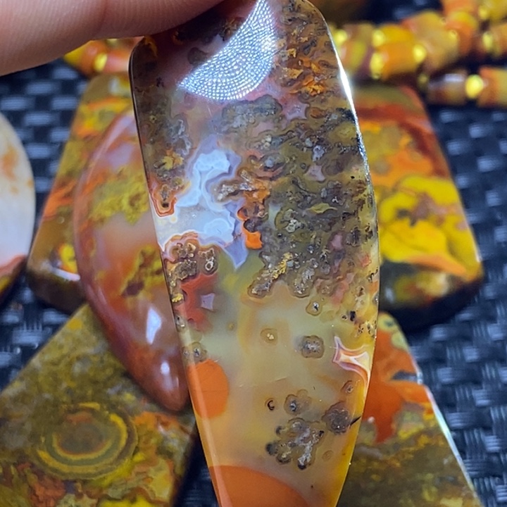 玛瑙/玉髓颈饰未镶嵌