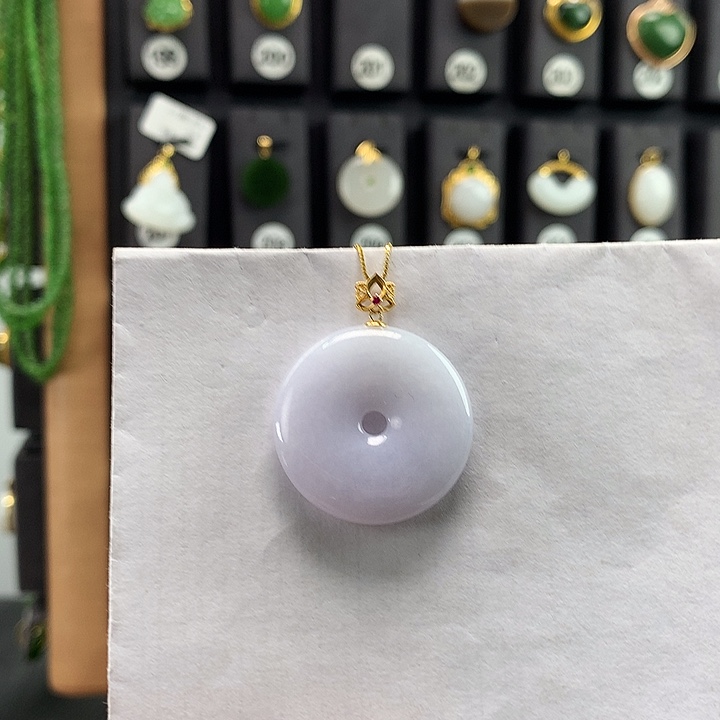 翡翠吊坠(赠链)18K金镶嵌