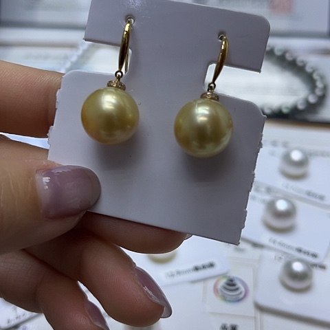 海水珍珠耳饰未镶嵌