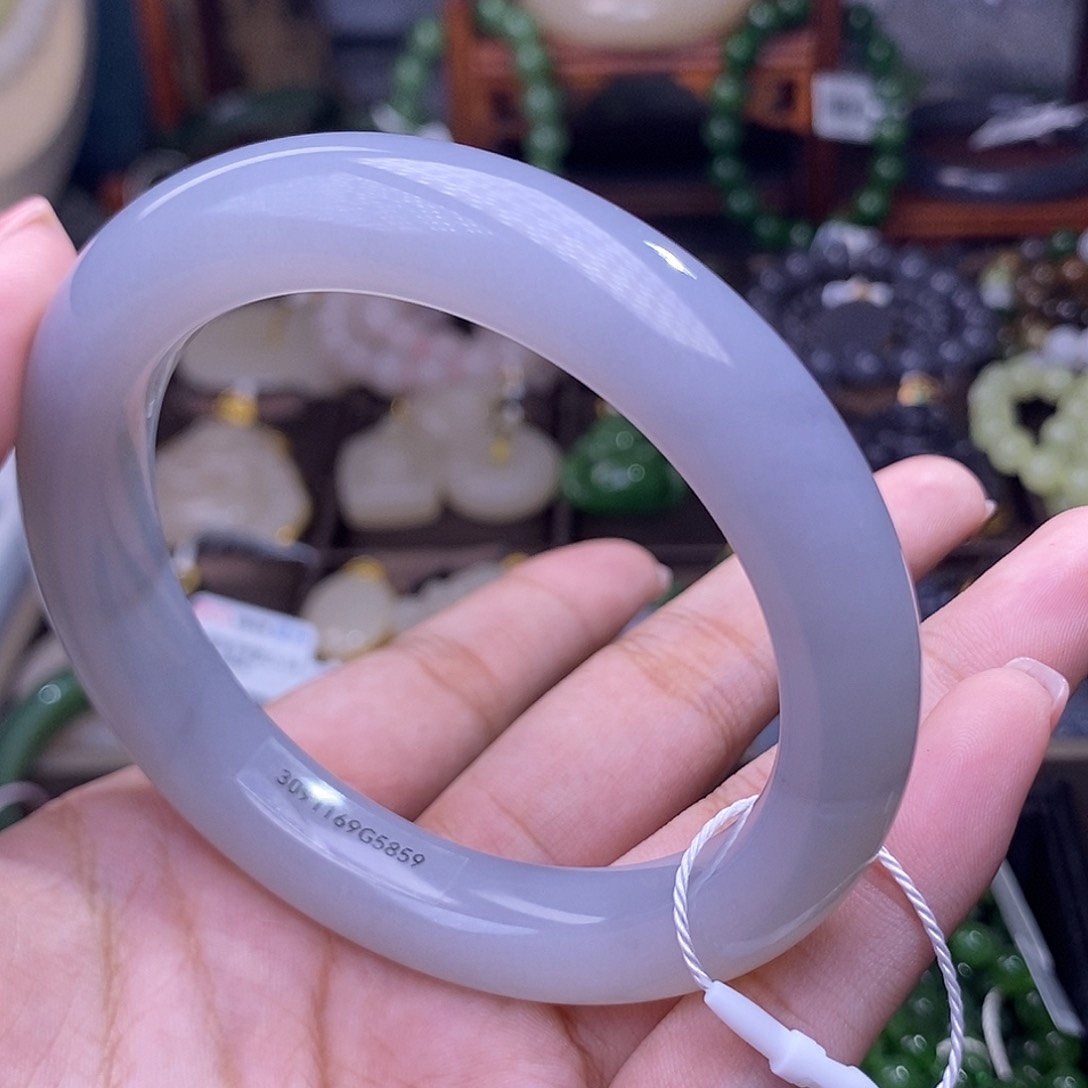 和田玉清货价手镯烟紫59圈仙紫未镶嵌石****妈