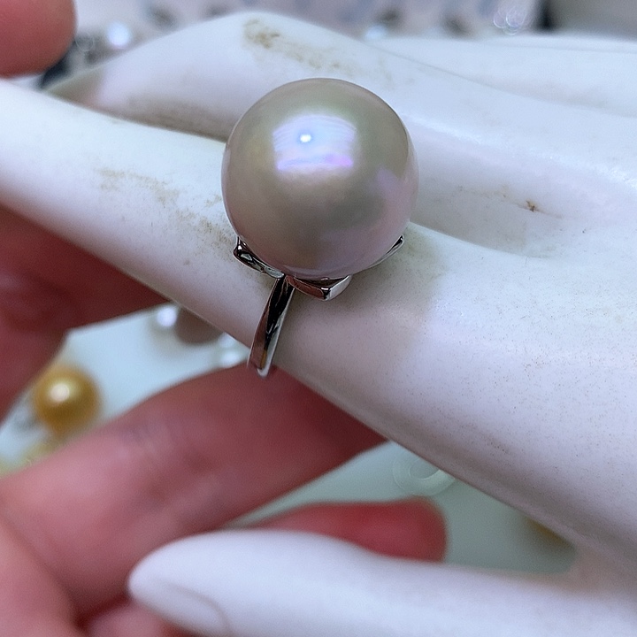 银S925镶嵌耳饰淡水珍珠