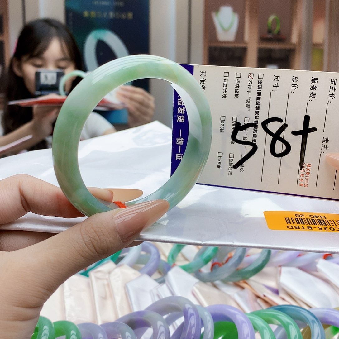 未镶嵌手镯翡翠nnn