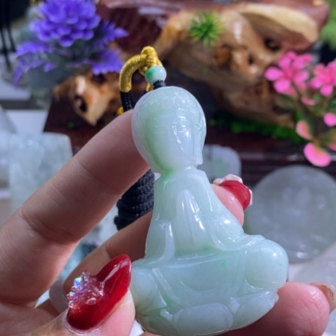 【闪购商品】颈饰未镶嵌翡翠观音