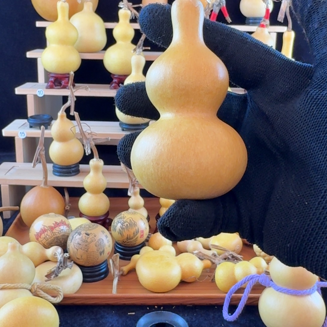 傲***君大叶紫檀（黑酸枝木类）