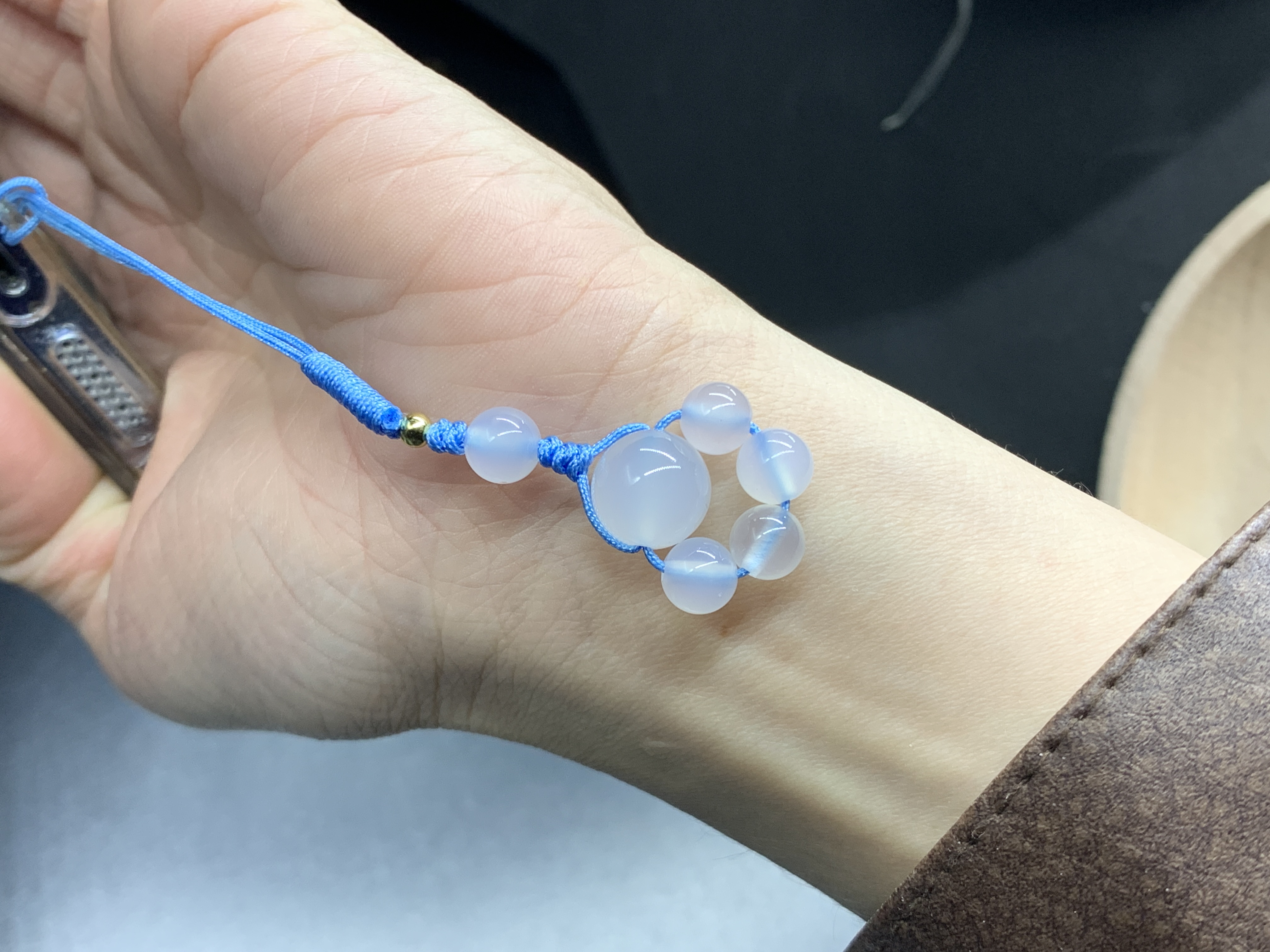 玛瑙猫爪小挂件款式多样随机发货增添生活趣味