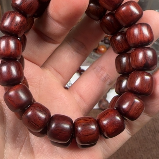 藤类1.2满油味道外放老型红降