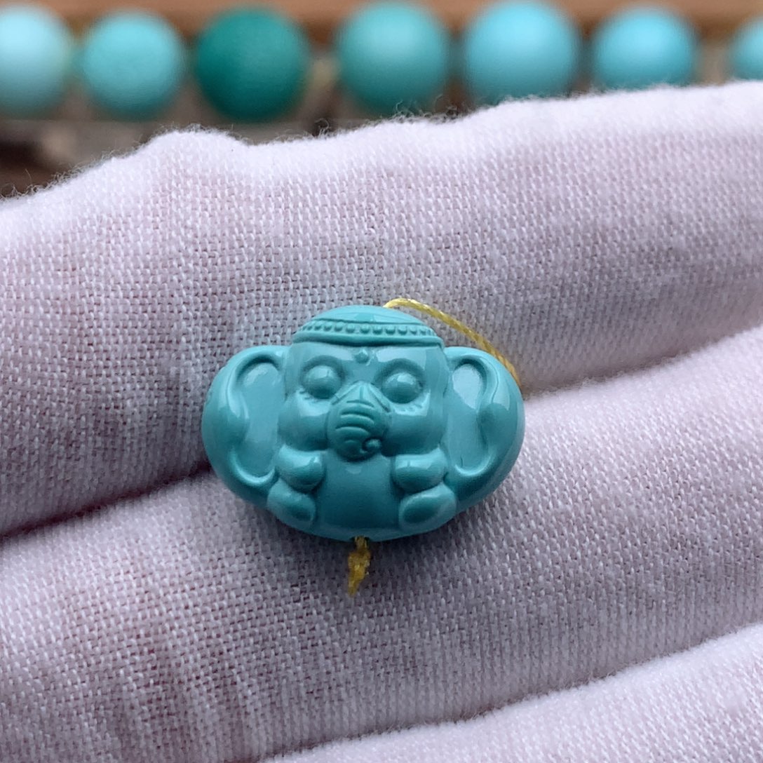 绿松石未镶嵌珠宝奇石