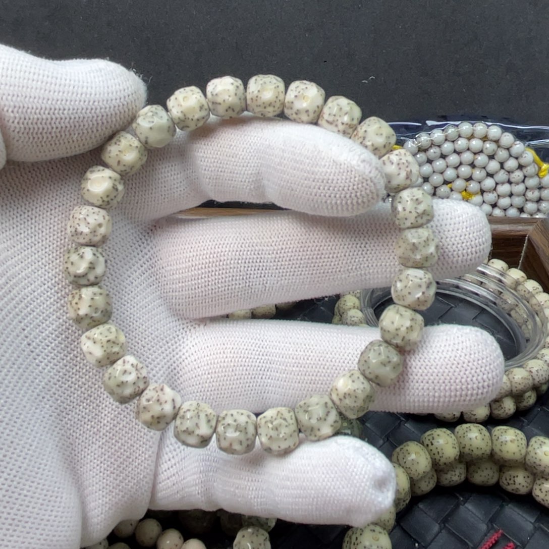 6***u吊坠星月菩提9*8石玉料手工无项