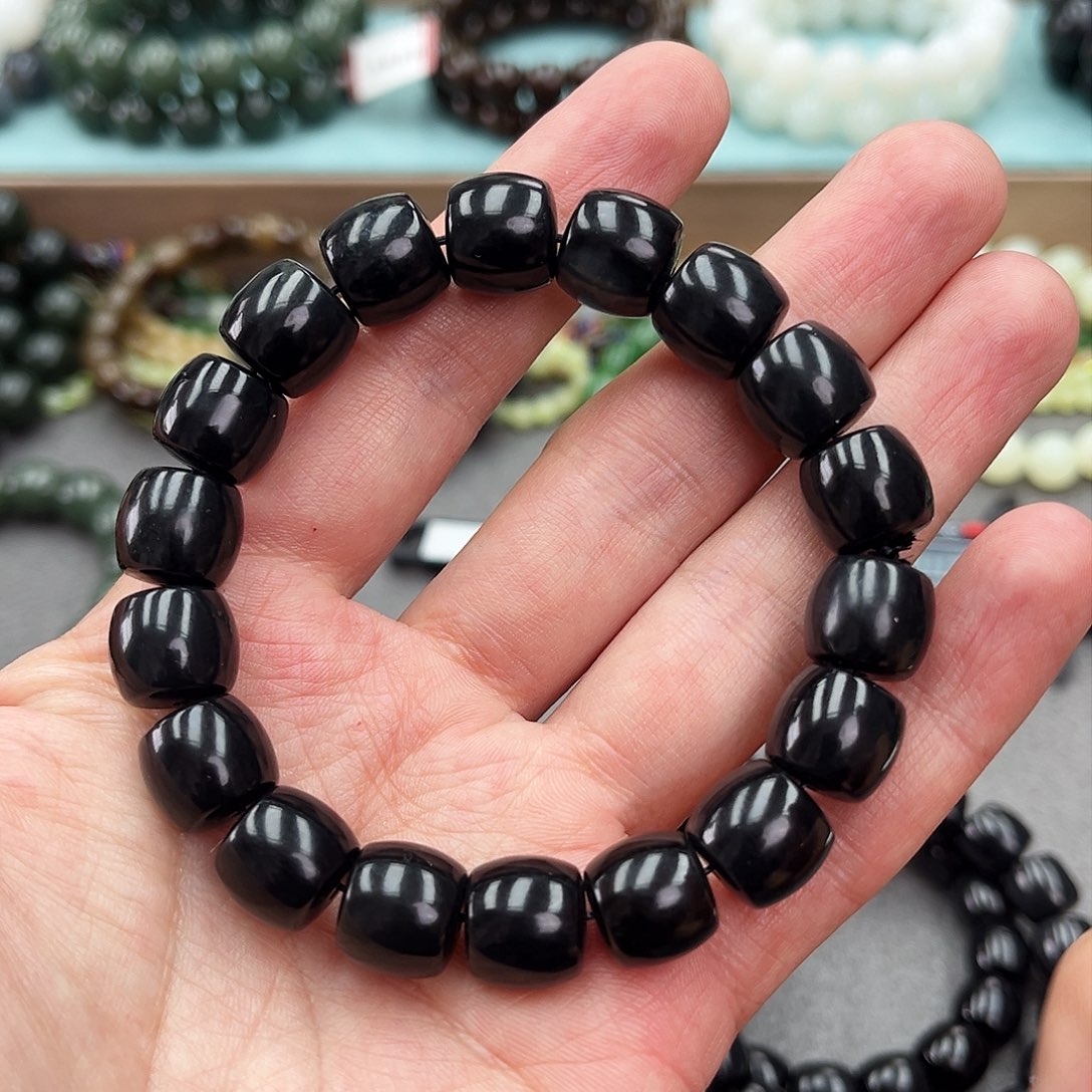 和田玉手链未镶嵌