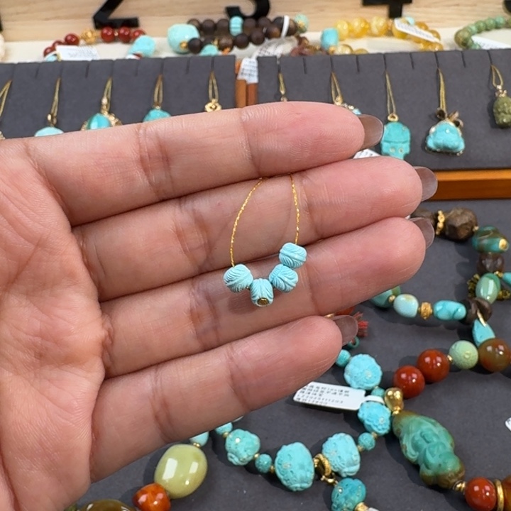 绿松石未镶嵌把件羽毛扣配饰