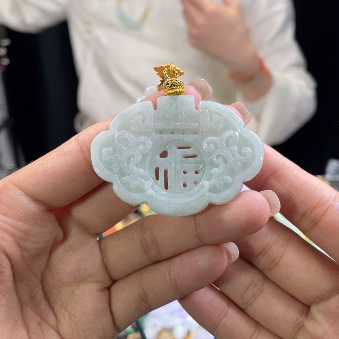 翡翠颈饰未镶嵌代编织