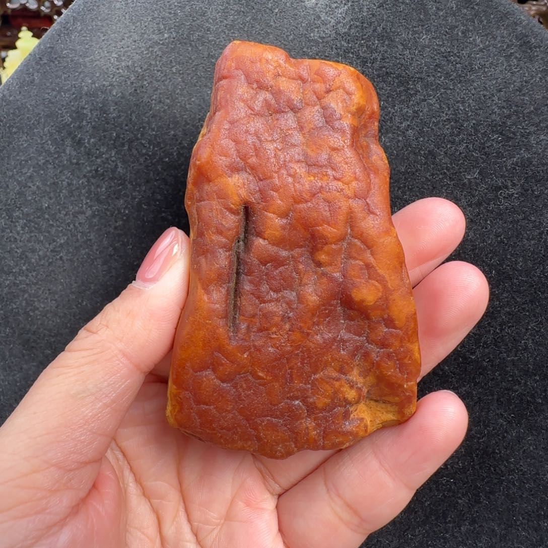 蜜蜡未镶嵌珠宝奇石