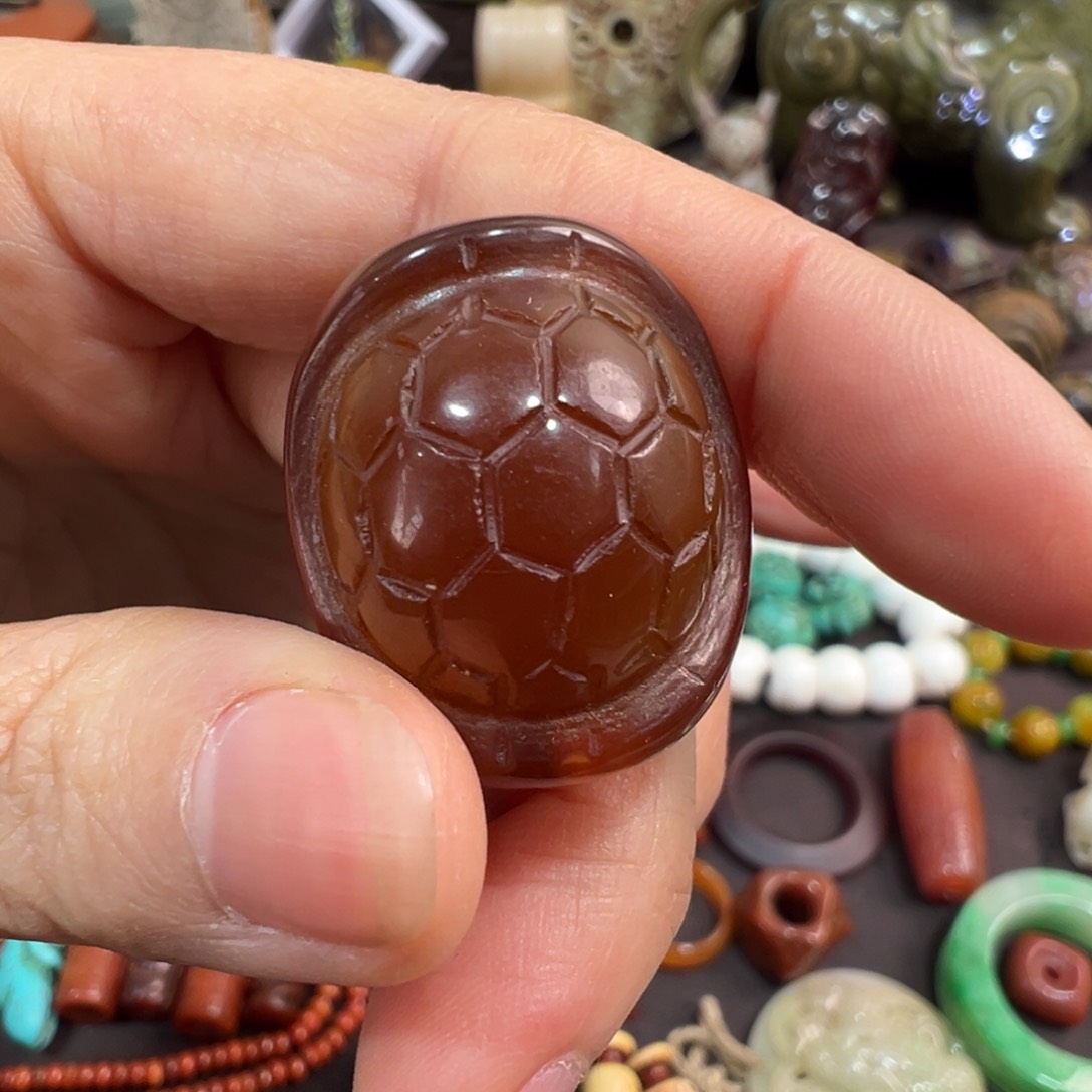 琥珀裸石未镶嵌做工精致大方