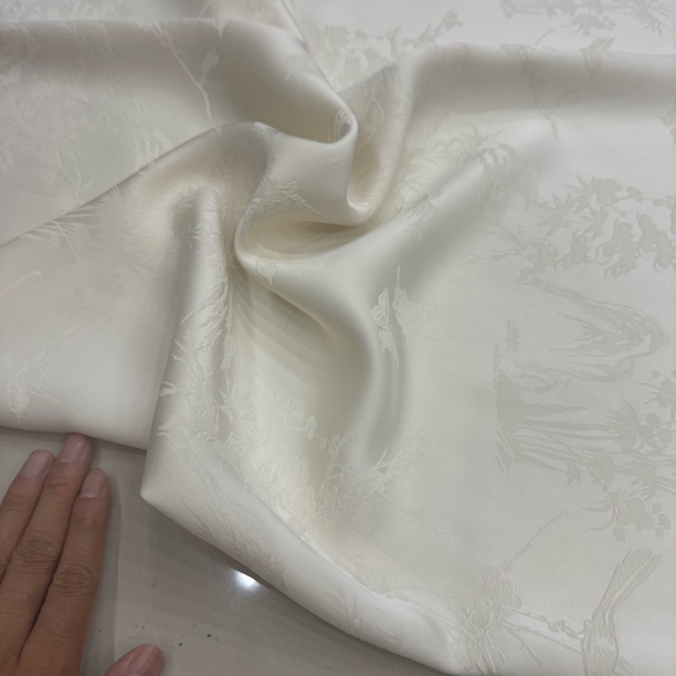 「非遗好物」【杏色油丝】响云纱 刻丝雕花立体工艺