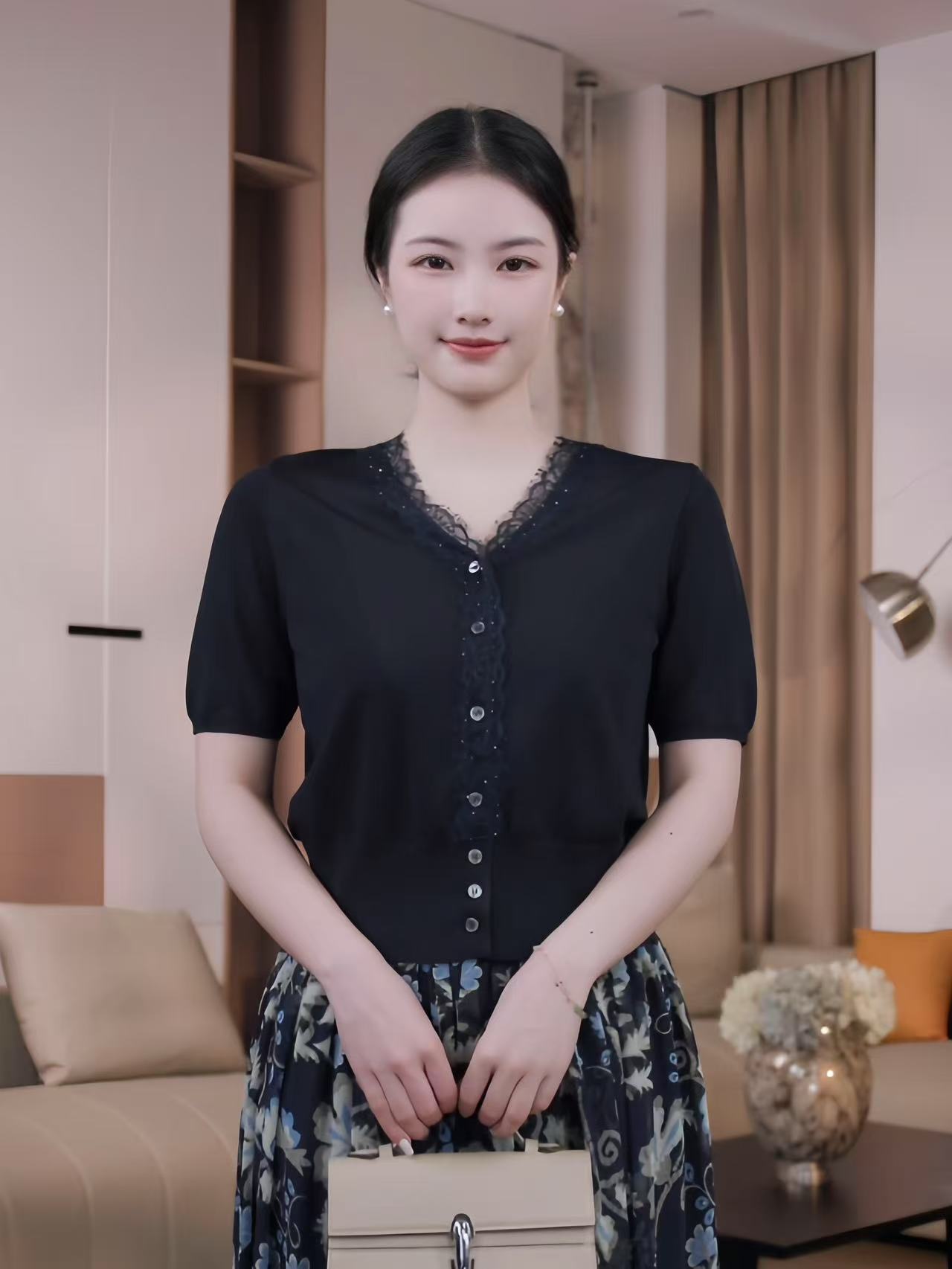 Nuovo Borgo 蕾丝花边V领针织开衫夏季薄款修身显瘦短袖上衣 0006