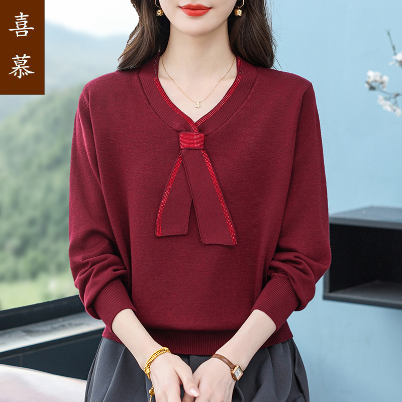 年轻妈妈装烫钻V领飘带长袖针织衫秋装新款洋气打底衫中老年上衣