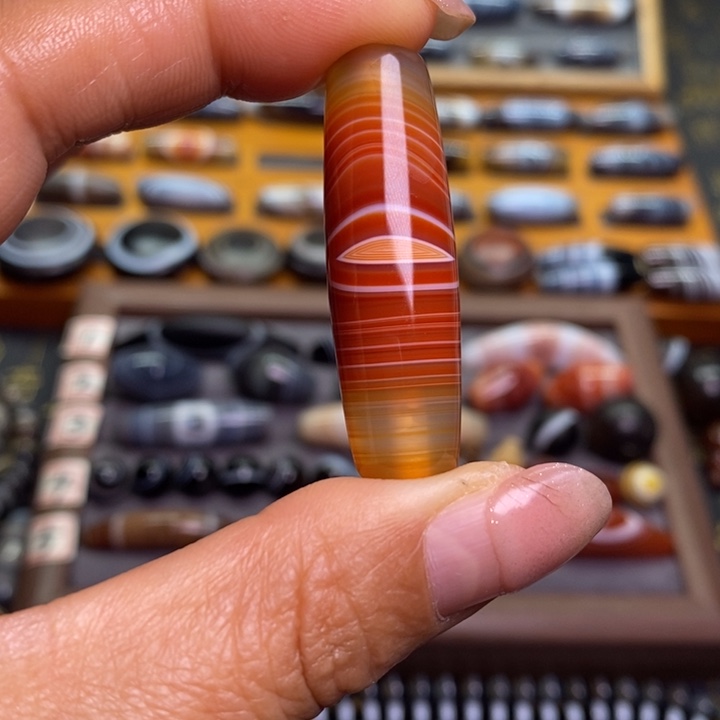 未镶嵌玛瑙/玉髓珠宝半成品H****i