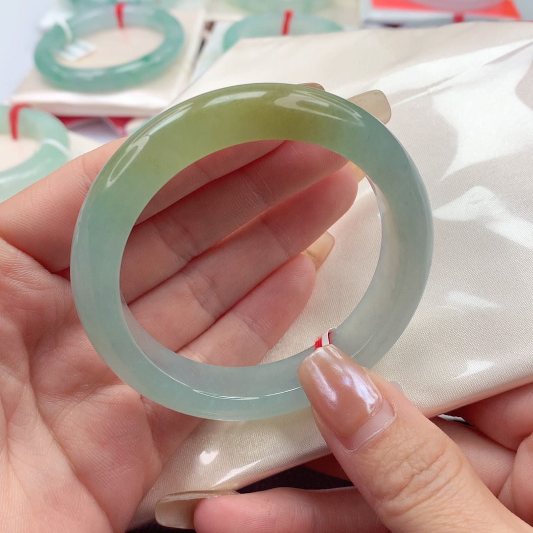 翡翠手镯未镶嵌景*✨54