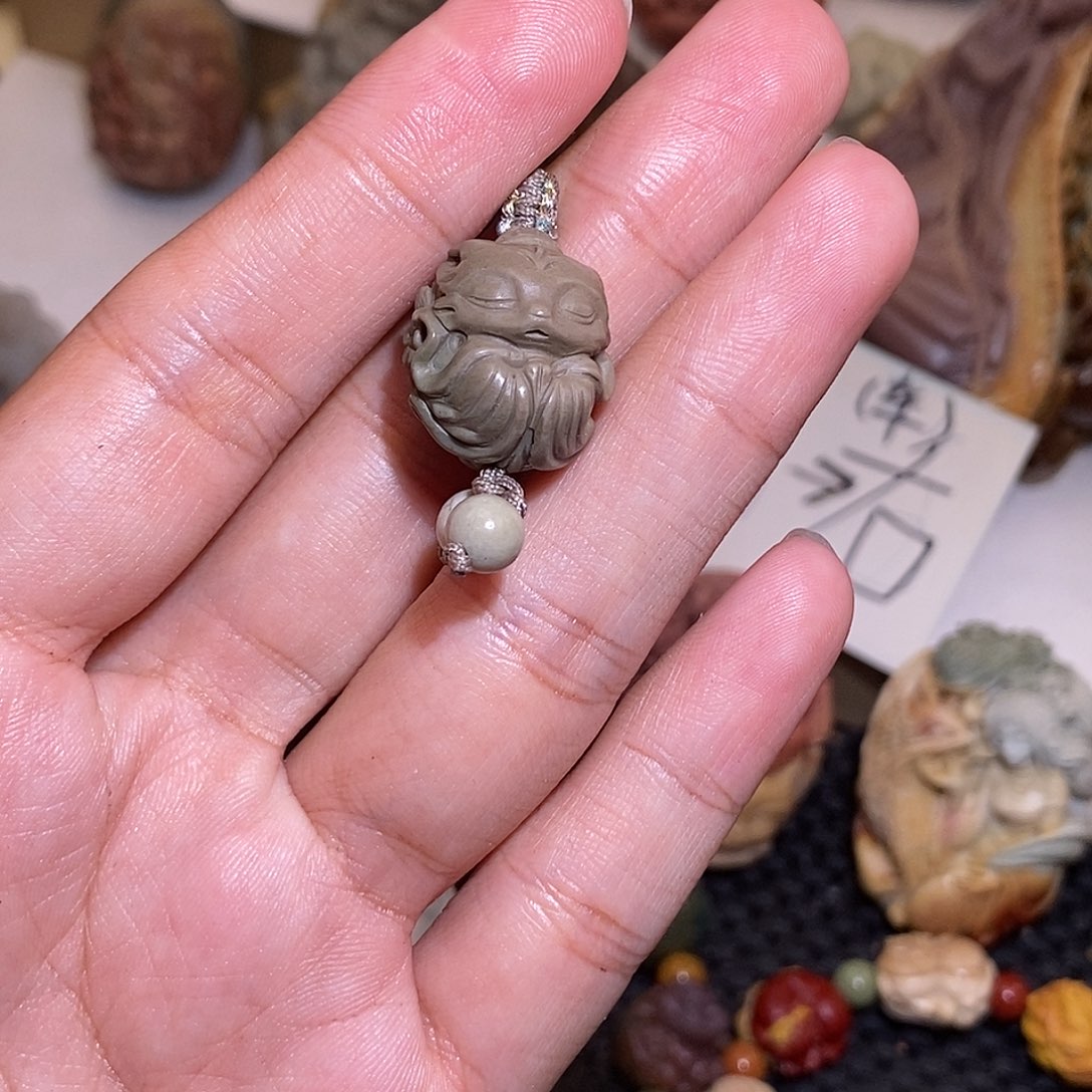 石英质玉（阿拉善玉）未镶嵌手链