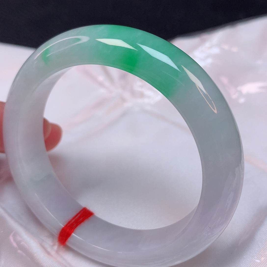 翡翠手镯未镶嵌53+ 翡翠手镯