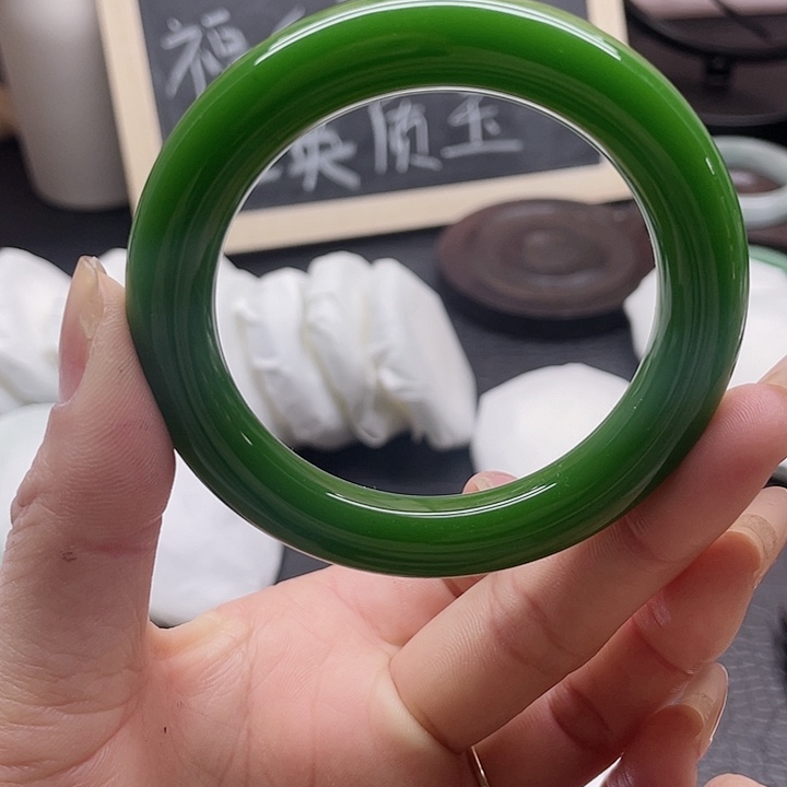 石英岩玉未镶嵌手镯29