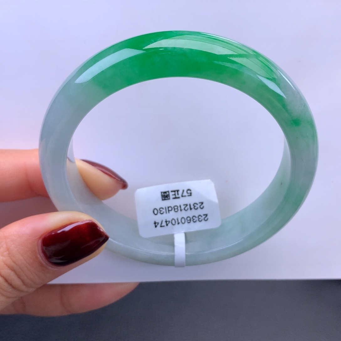 翡翠未镶嵌手镯糯冰辣绿手镯