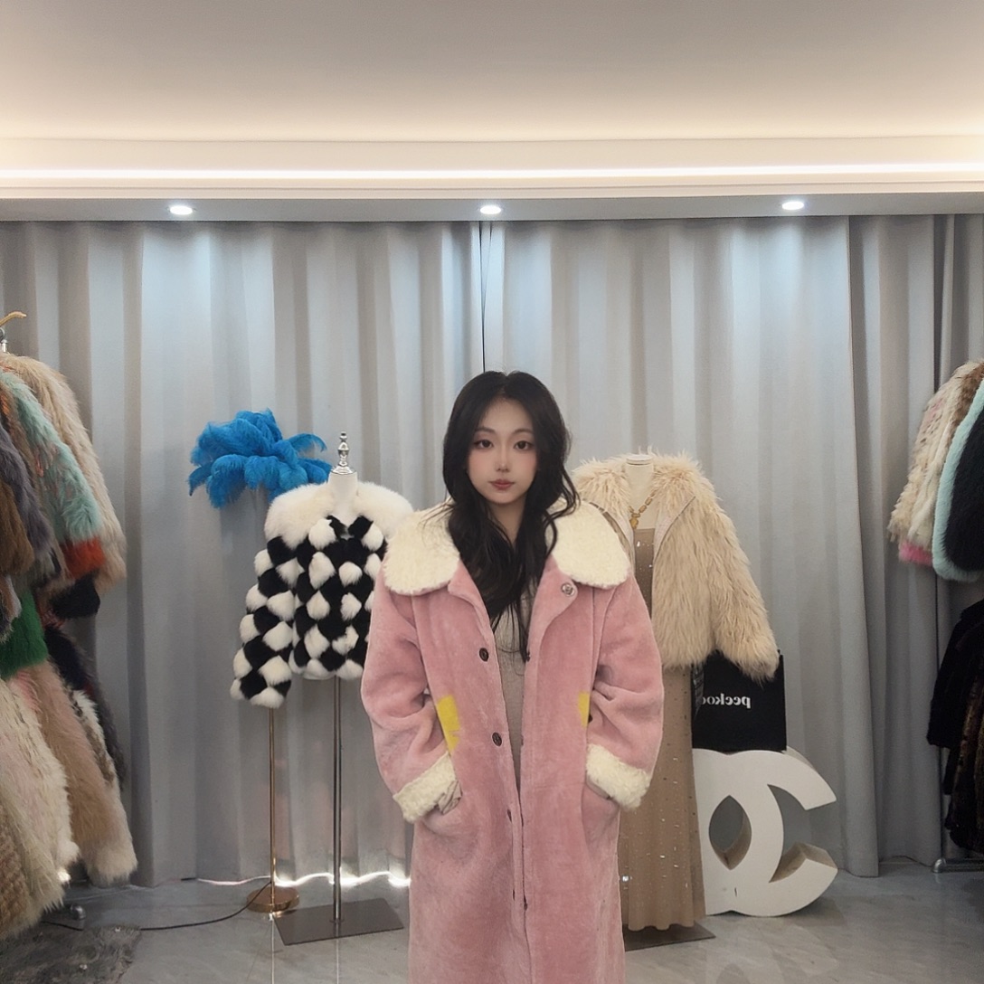 皮草外套不退不换