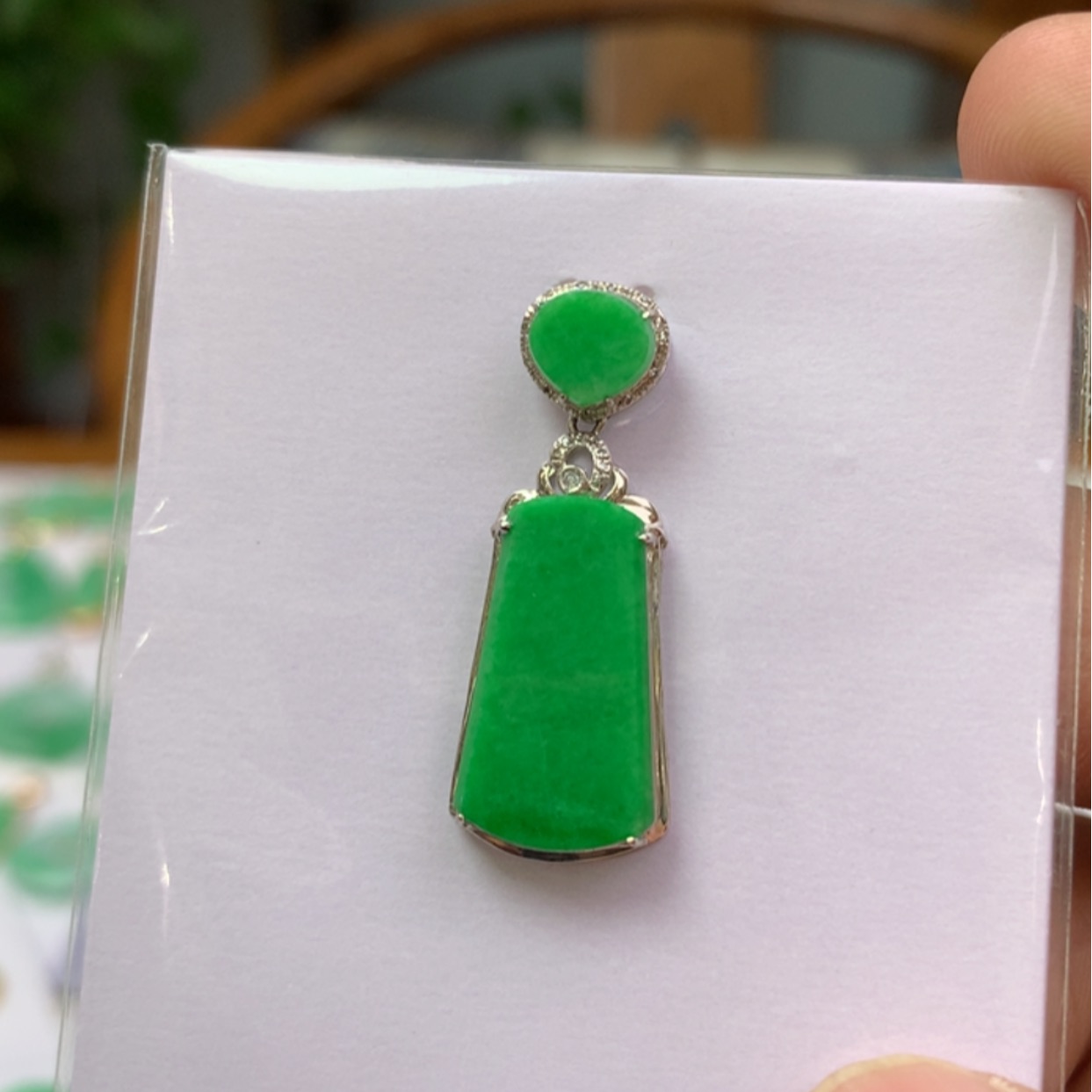 【闪购商品】翡翠颈饰18K金镶嵌翡翠