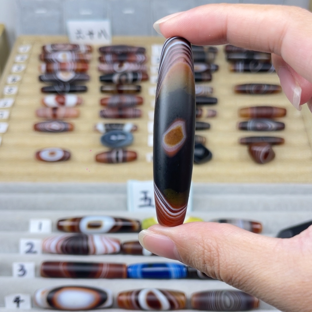 满***）玛瑙/玉髓合金颈饰