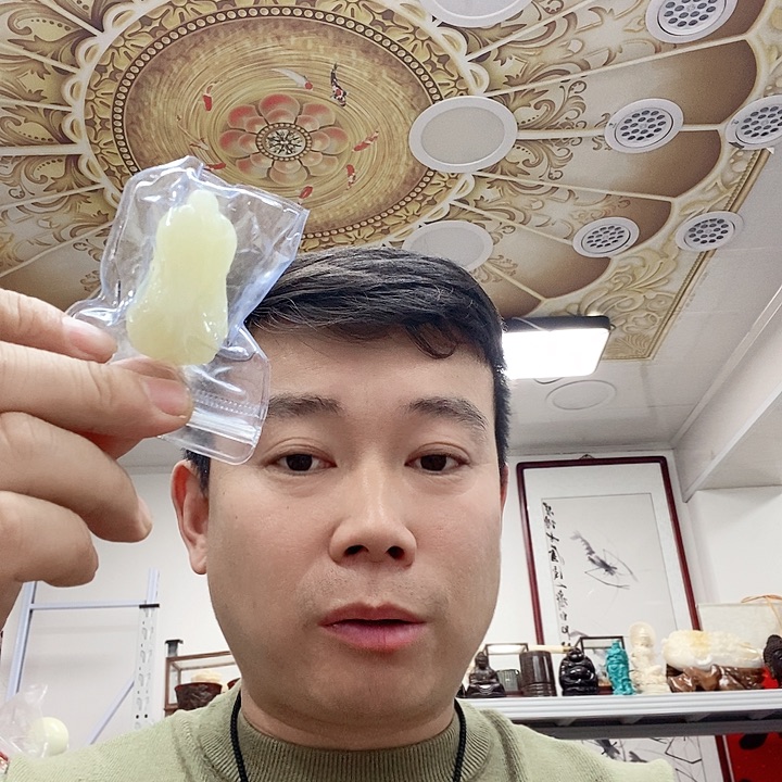 琉璃/树脂/塑料类4920。     