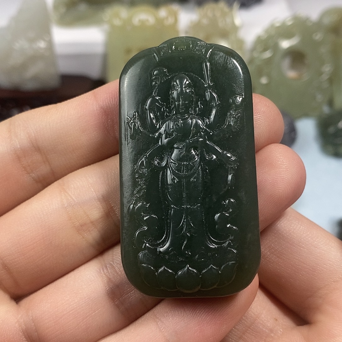 和田玉未镶嵌挂件