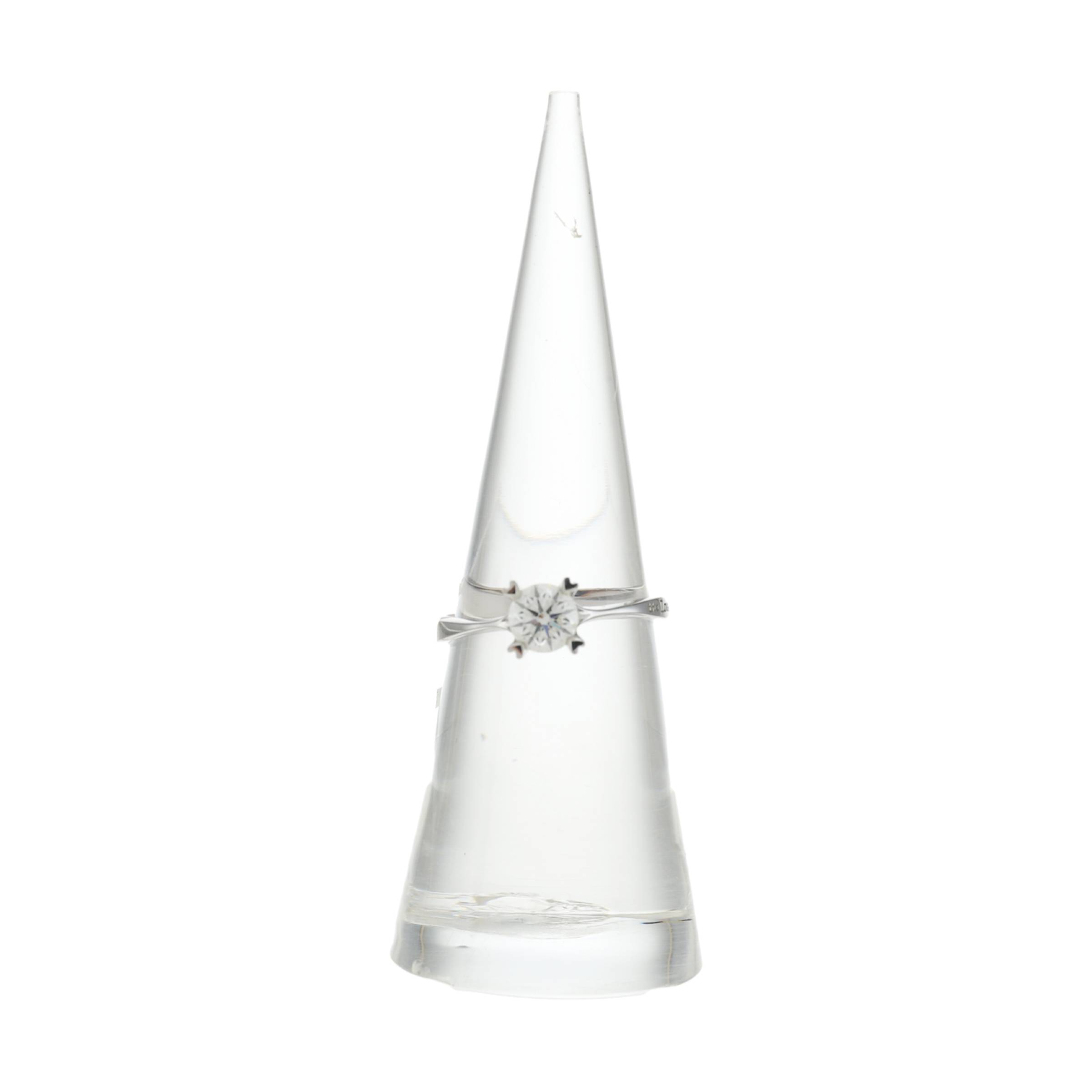 红布林/C6/周生生/32803304/z/121041