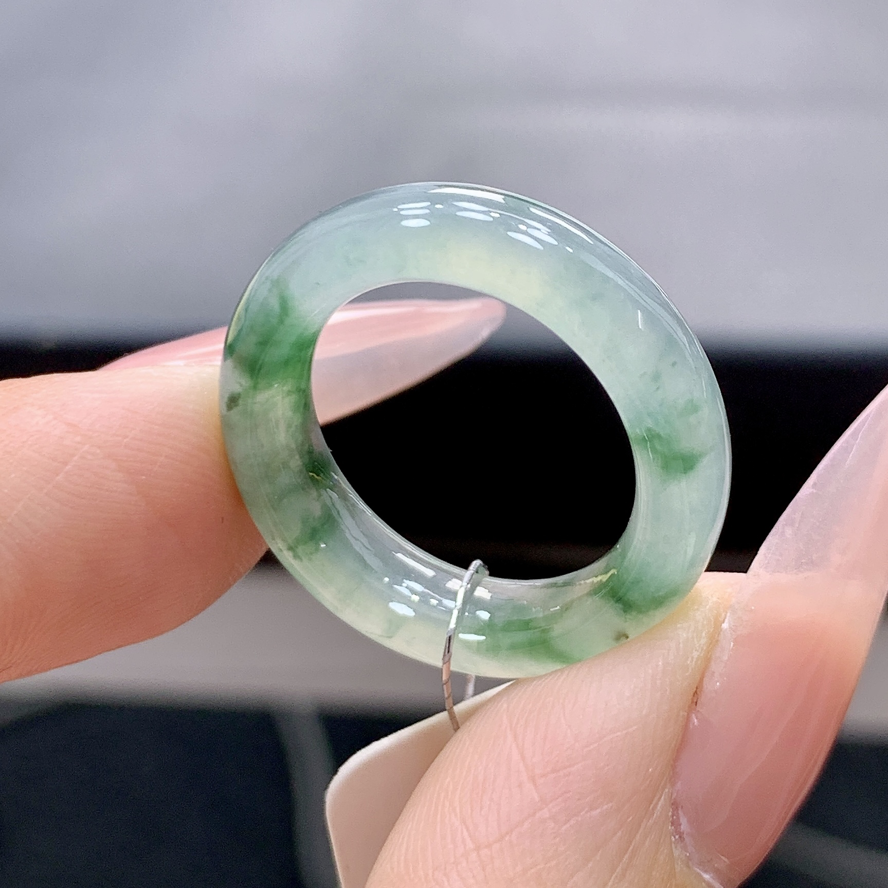 14号 晴水底飘绿花色缅甸翡翠A货戒圈 内径17-6-4