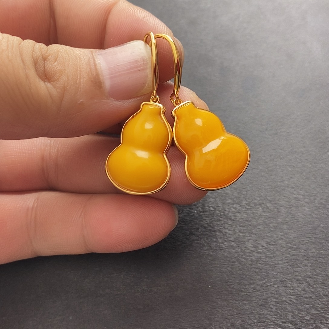 琥珀未镶嵌裸石耳坠