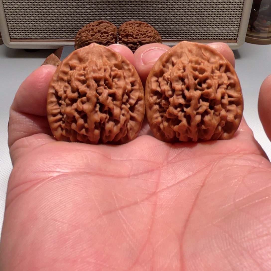 l***e文玩核桃吊坠秦闷