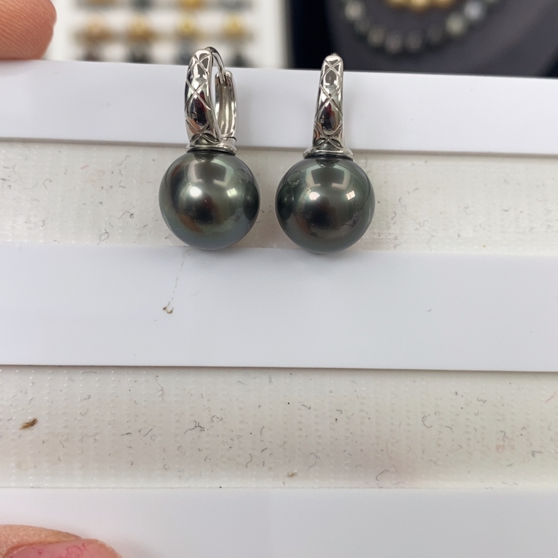 银S925镶嵌海水珍珠耳饰780m n