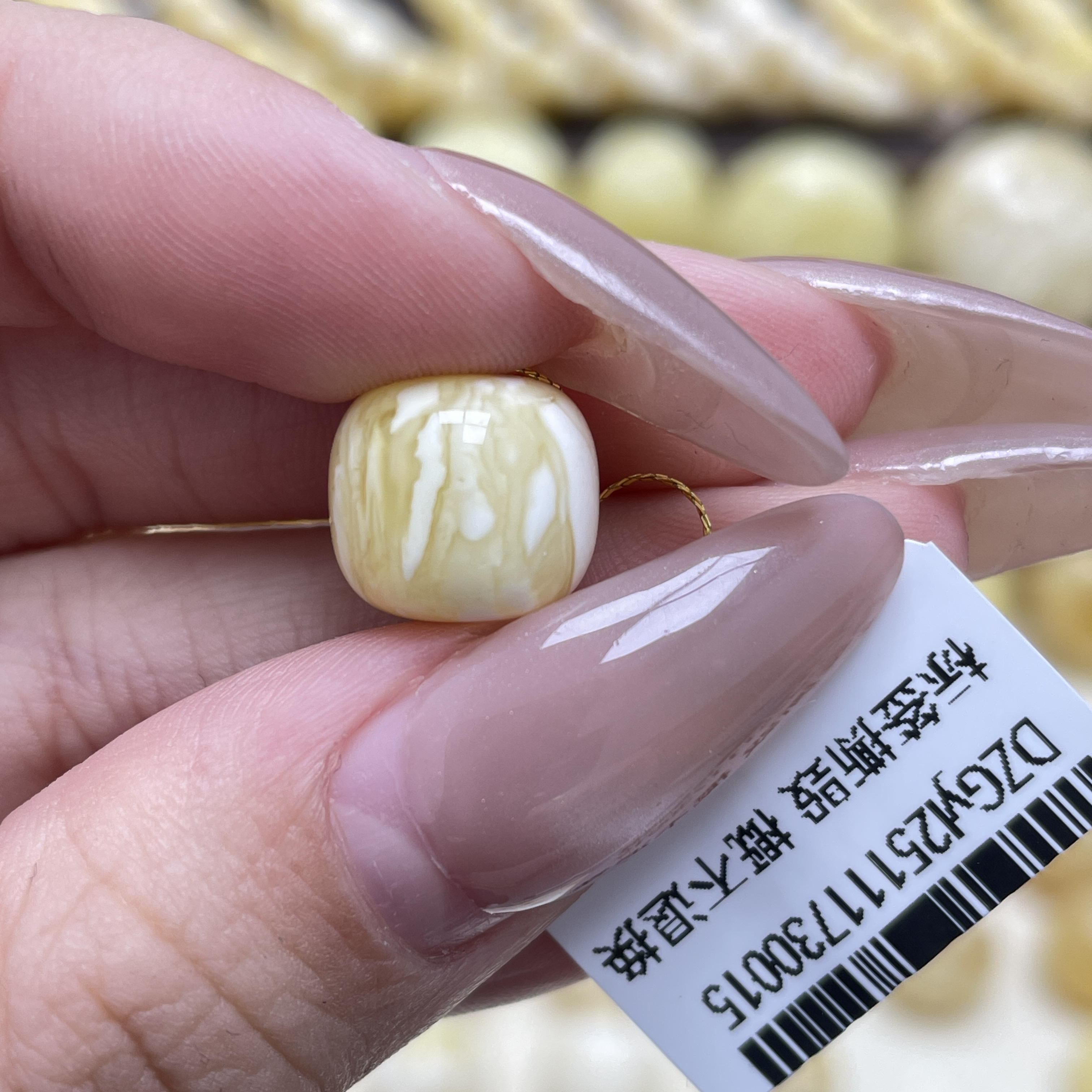 段掌柜臻选·11.5*10.2mm天然原矿蜜蜡浓蜡金瓷白妖花虎皮老型瑕