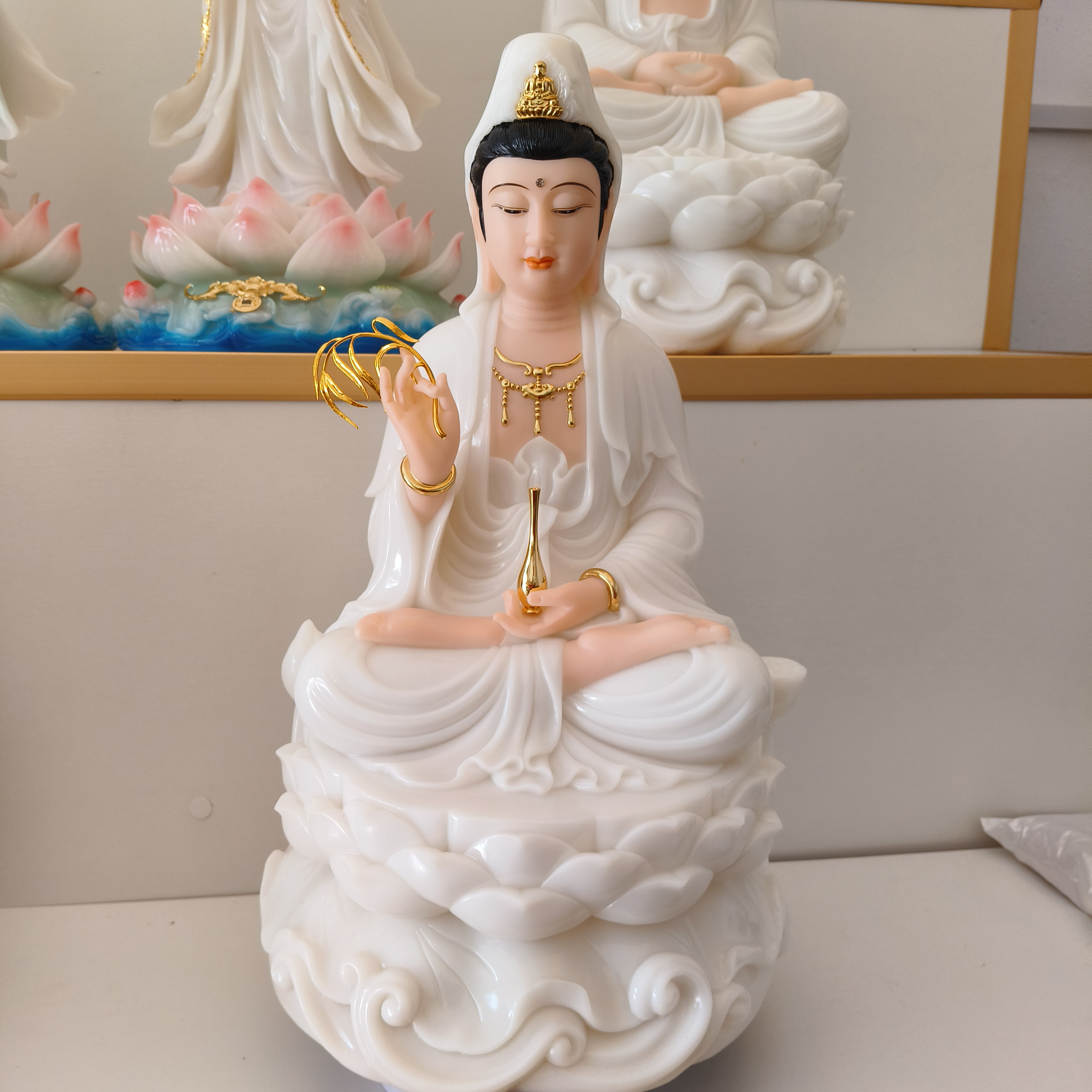 经典款白玉观音菩萨居家佛像南海观世音家用供奉桌面摆件12/16/19