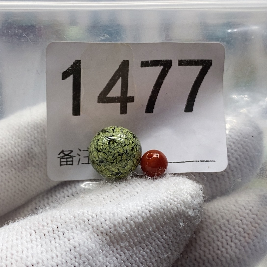 南红玛瑙未镶嵌颈饰