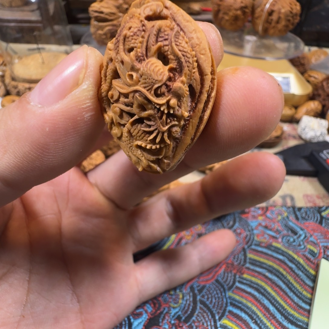 核桃手串/手链桃核雕刻龙49