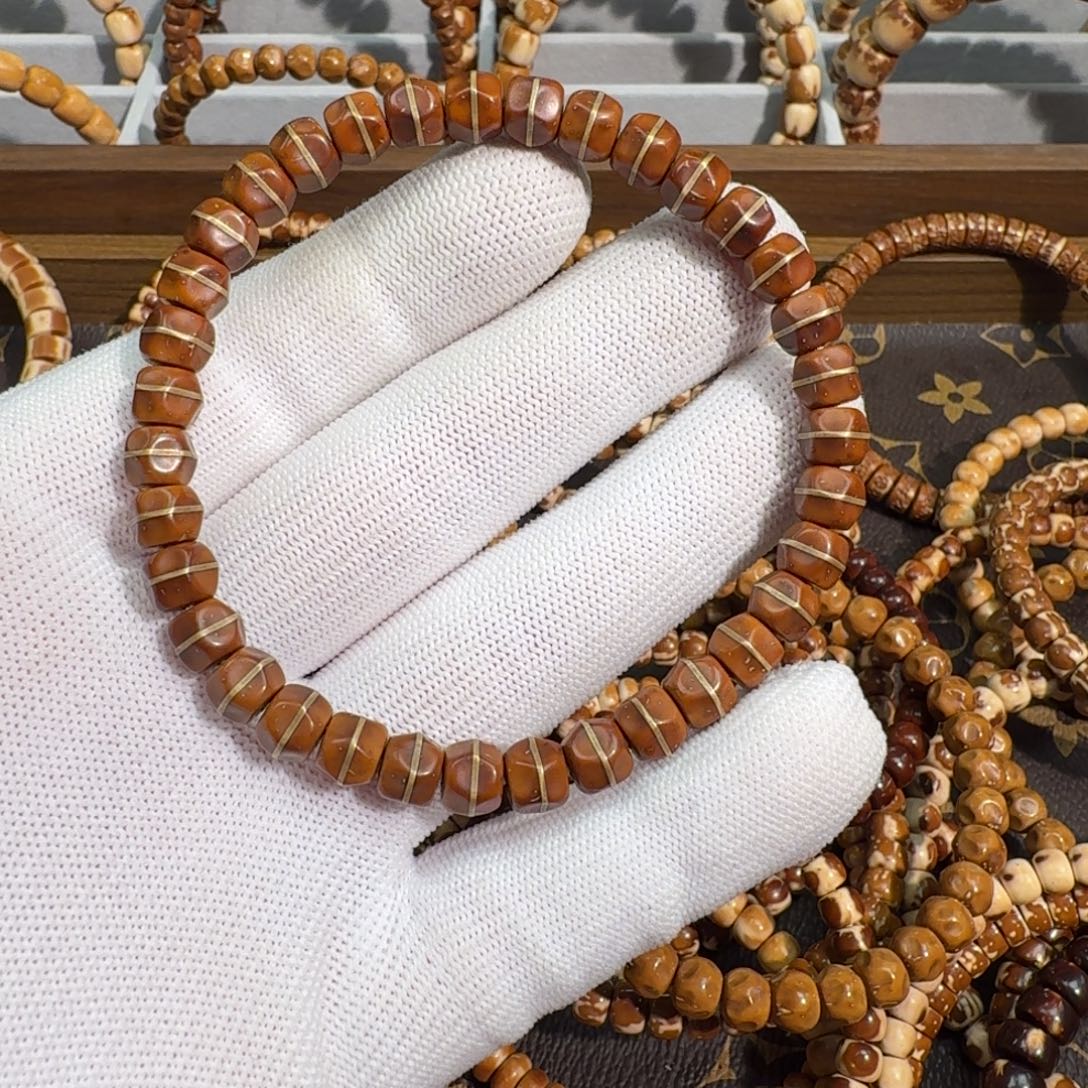 牙***洋手串紫金鼠紫金鼠鼠尖一线天卡7.3精品