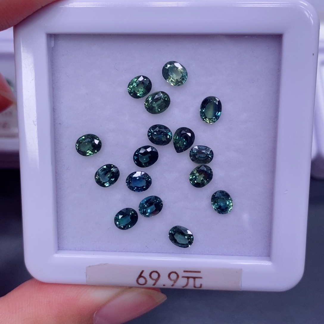 裸石蓝宝石69.9一粒，仅供展示，挑好上定向