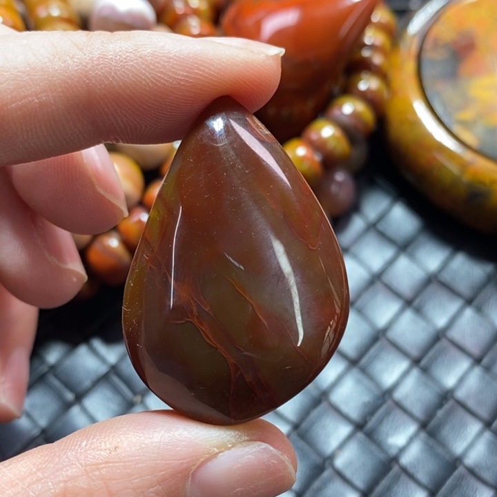 玛瑙/玉髓吊坠未镶嵌