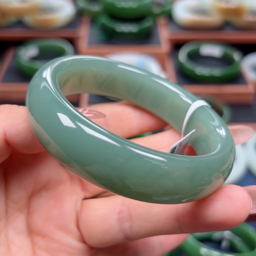 未镶嵌手镯和田玉5960圈口