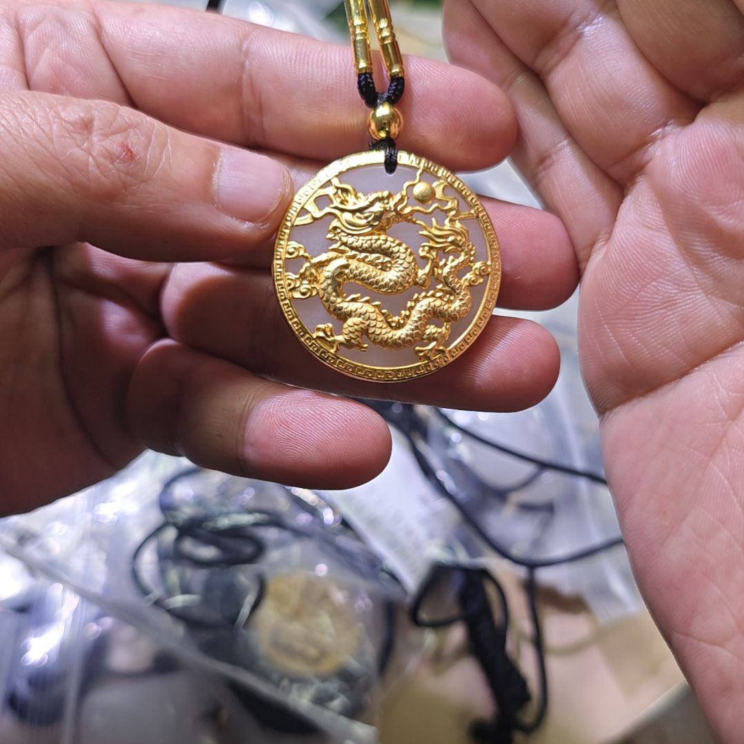 翡翠颈饰未镶嵌5867456548