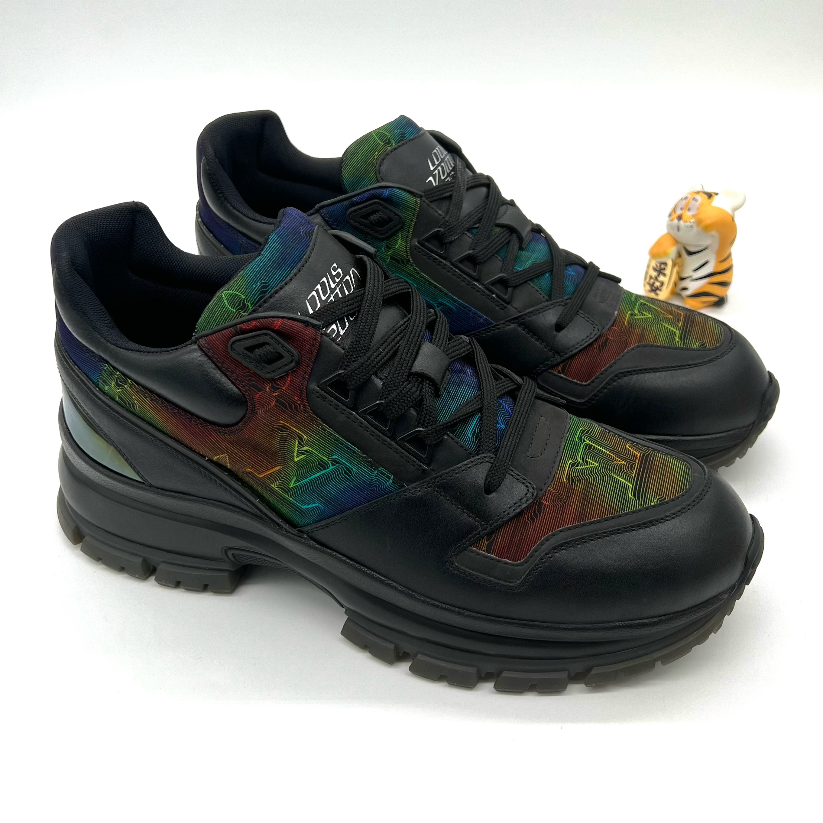 99新 LouisVuitton/路易威登 厚底运动鞋2054春夏胶囊主题 多尺码