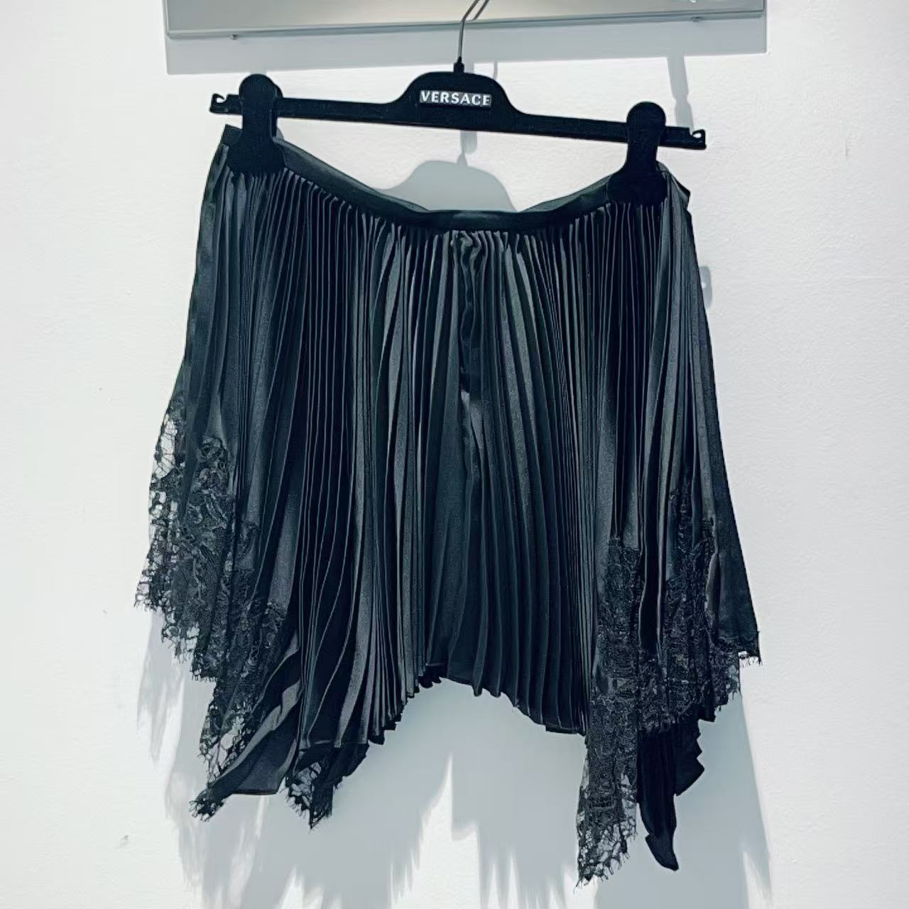 全新未使用 VERSACE/范思哲 女士蕾丝拼接百褶裙