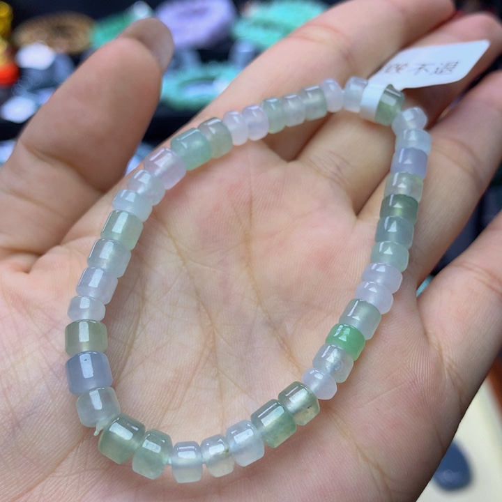 翡翠手链未镶嵌翡翠